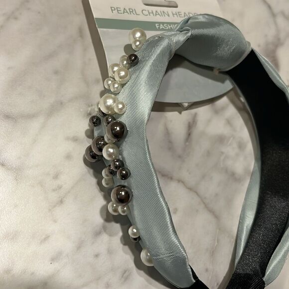 FASHION PEARL CHAIN HEADBAND - Picture 2 of 3